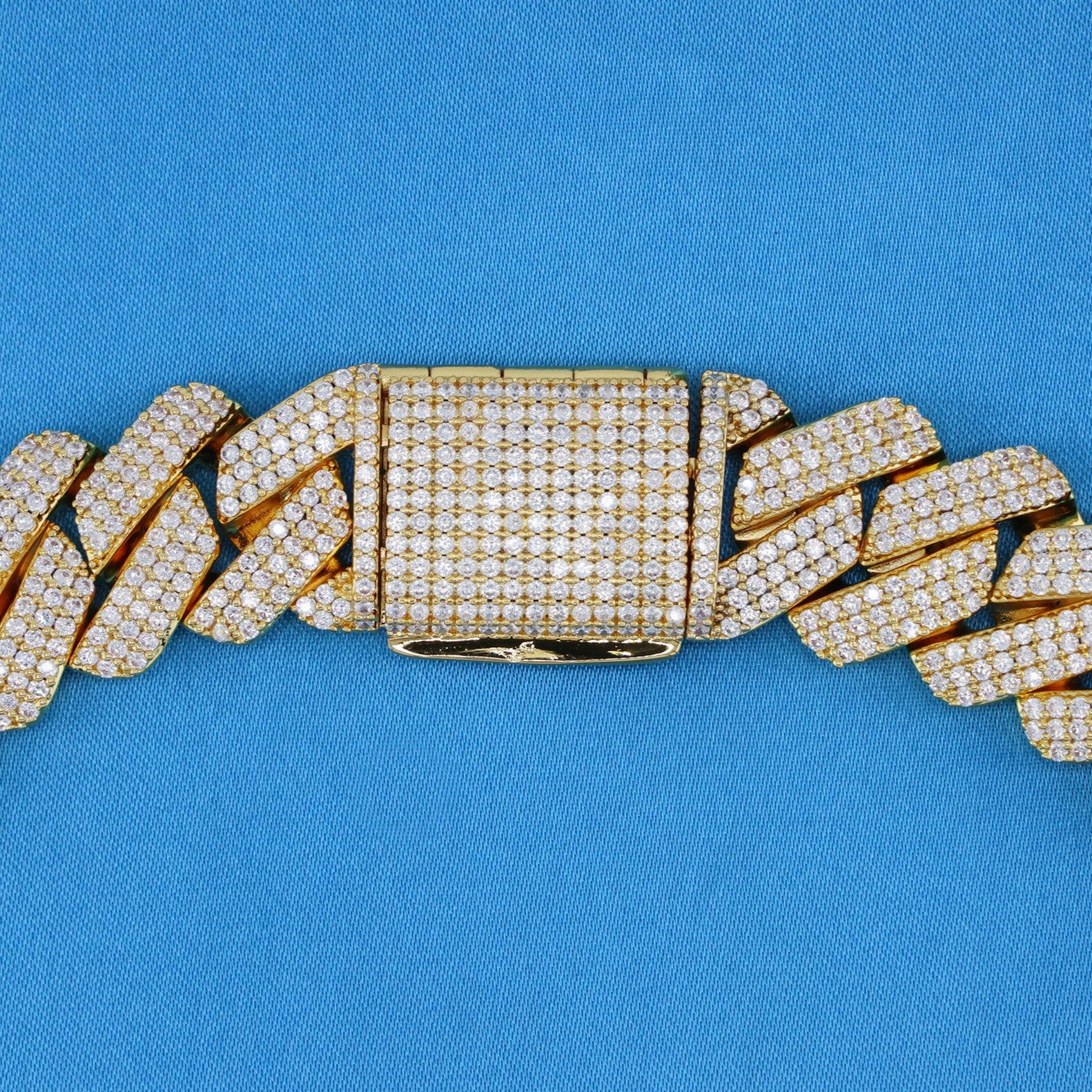 19mm Diamond Prong Link Cuban Chain - Gold