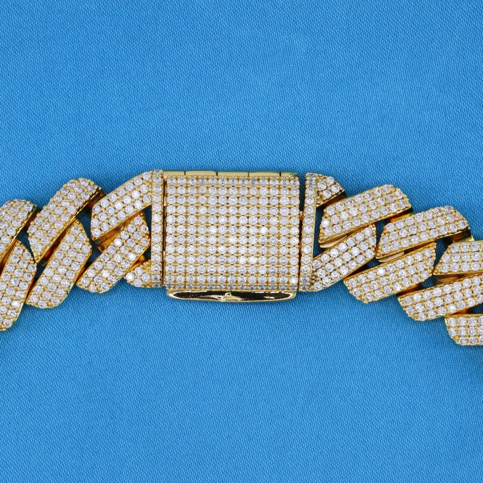 19mm Diamond Prong Link Cuban Necklace - Gold