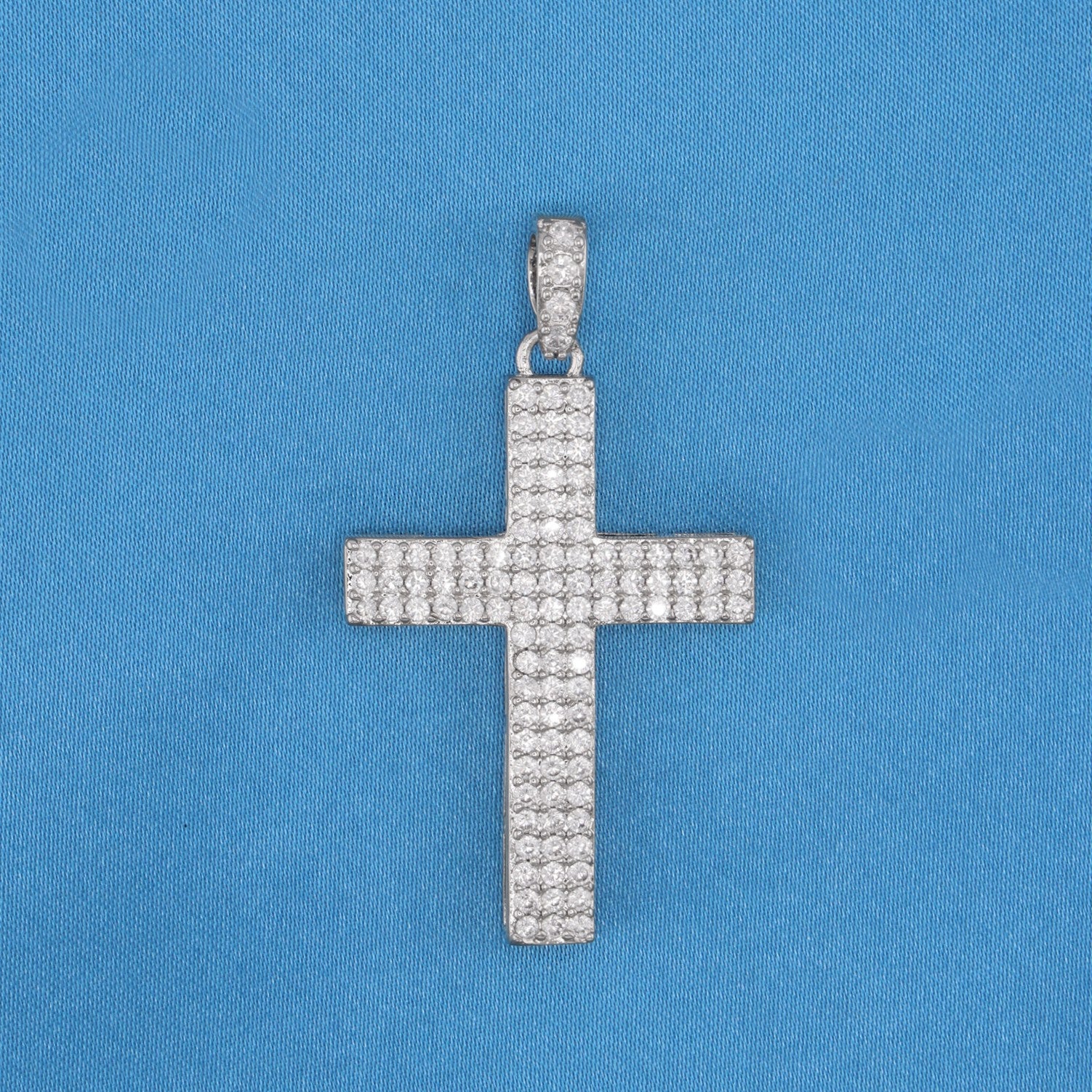Pave Diamond Cross Pendant - White Gold