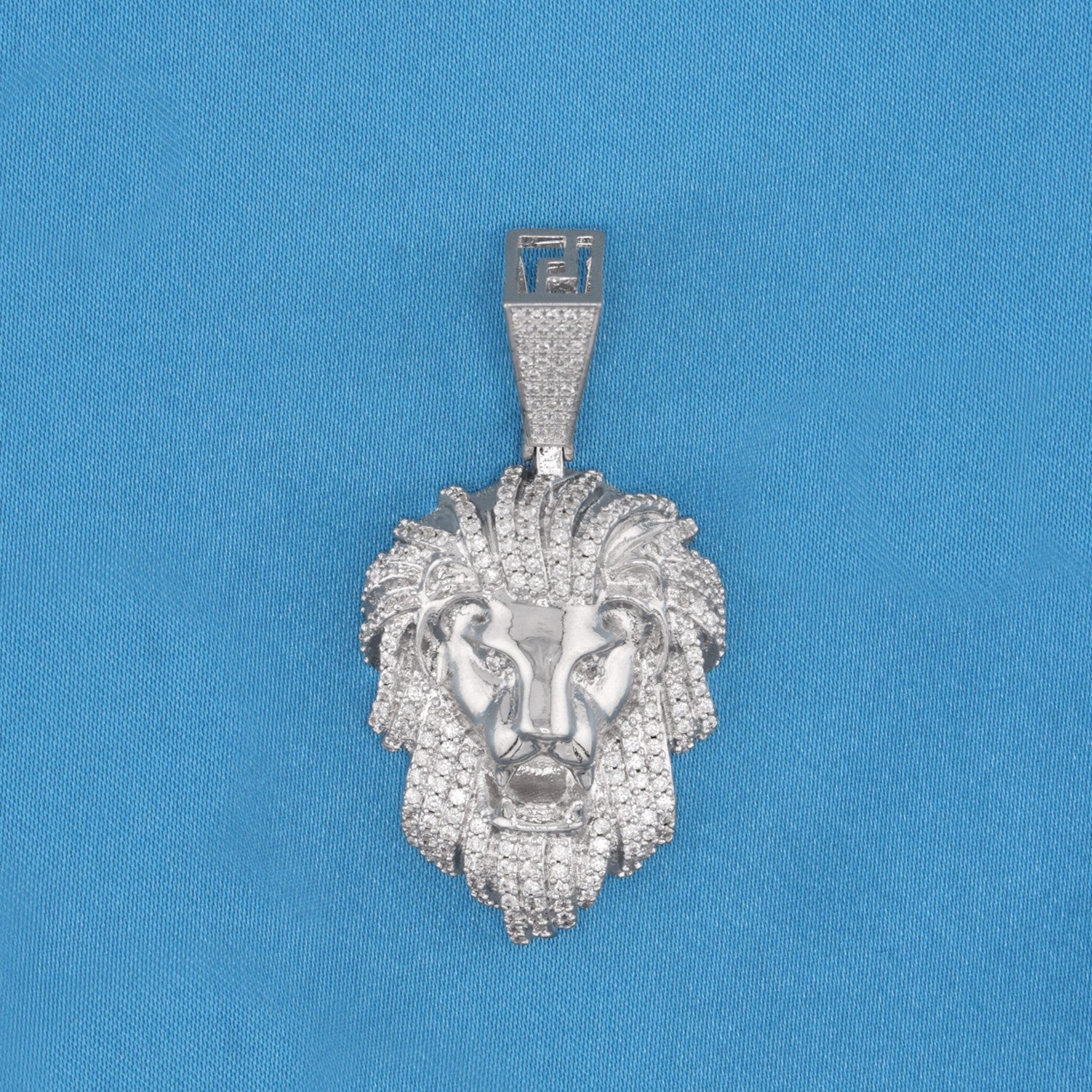 Iced out Lion Pendant - White Gold