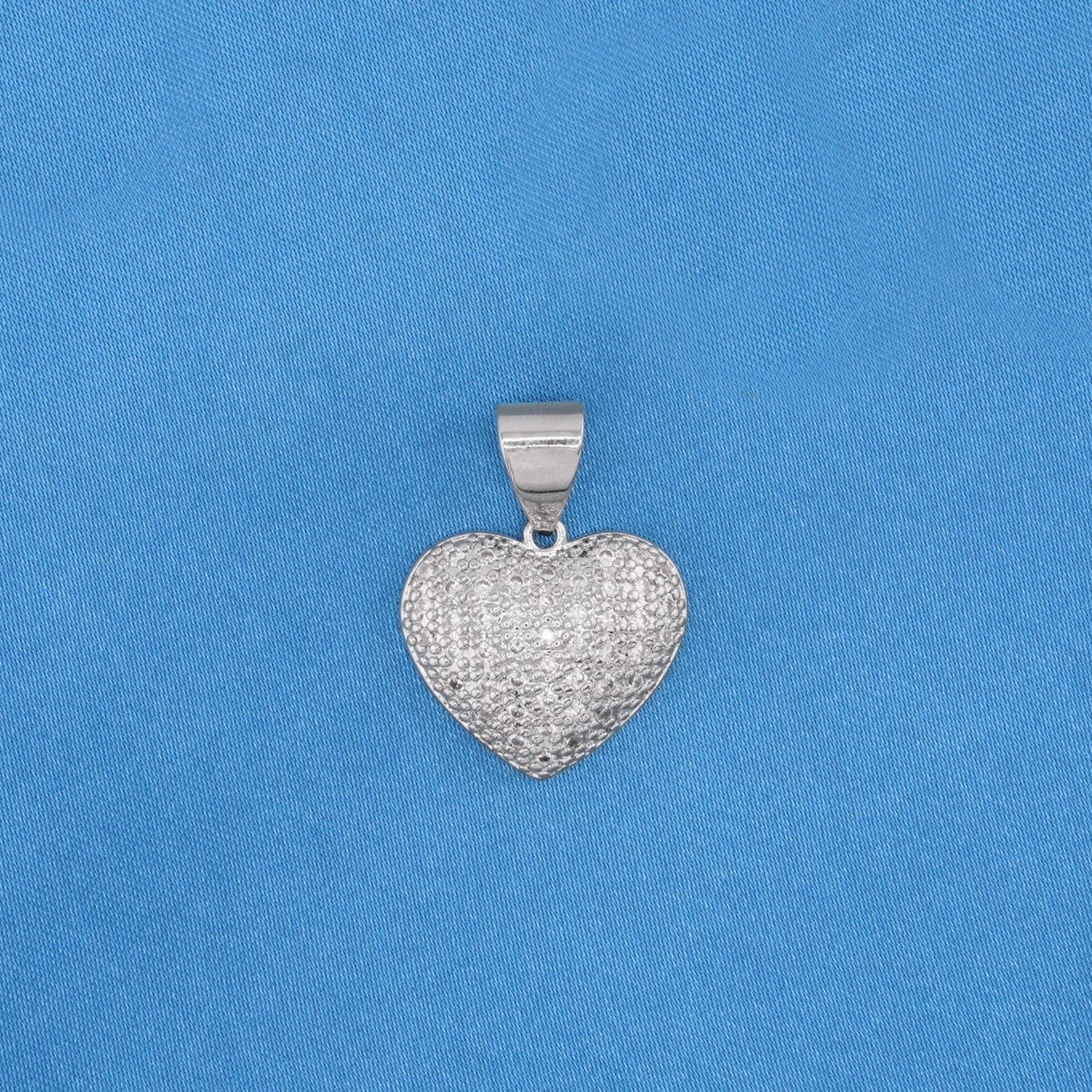 Icy Heart Necklace - White Gold