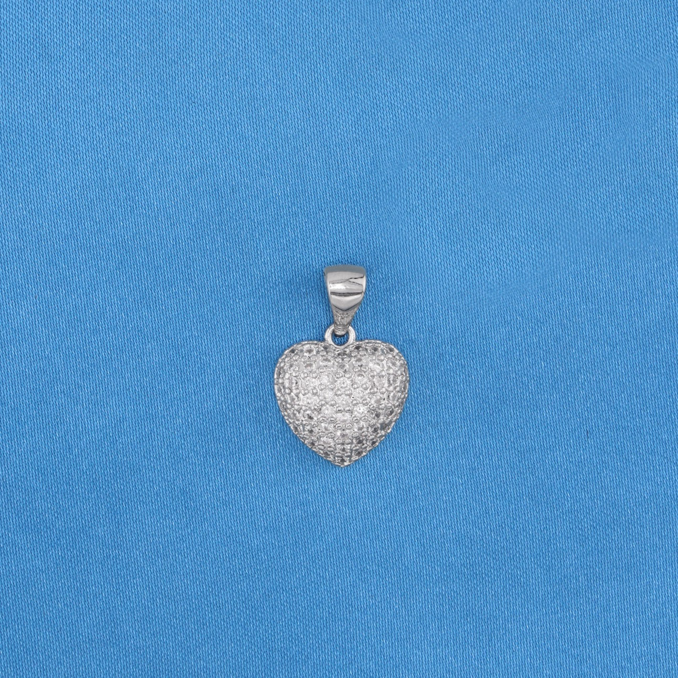 Small Icy Heart Necklace - White Gold