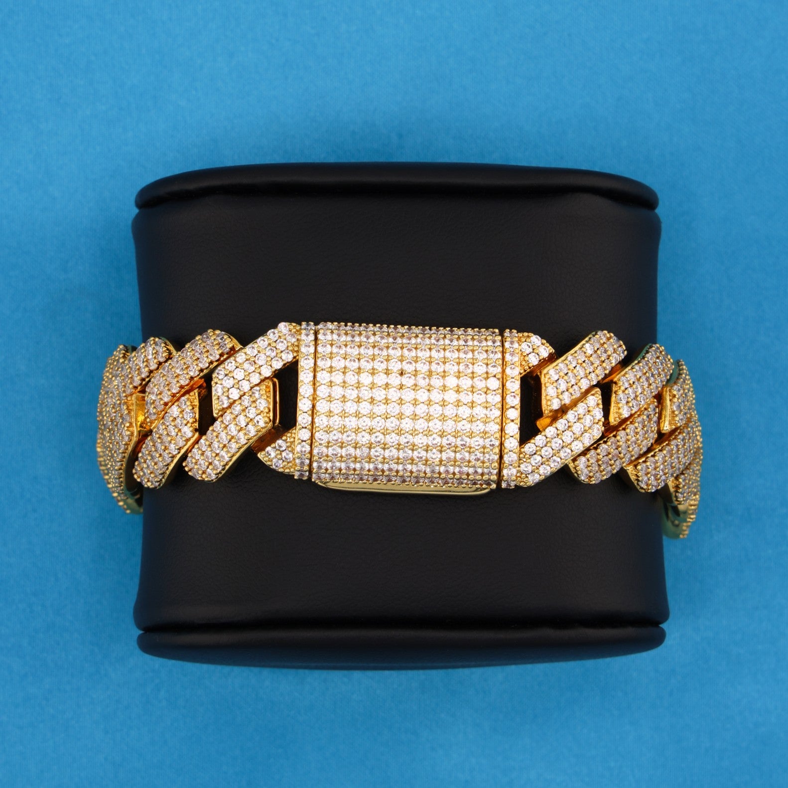 19mm Moissanite Prong Link bracelet - Gold over 925 Silver