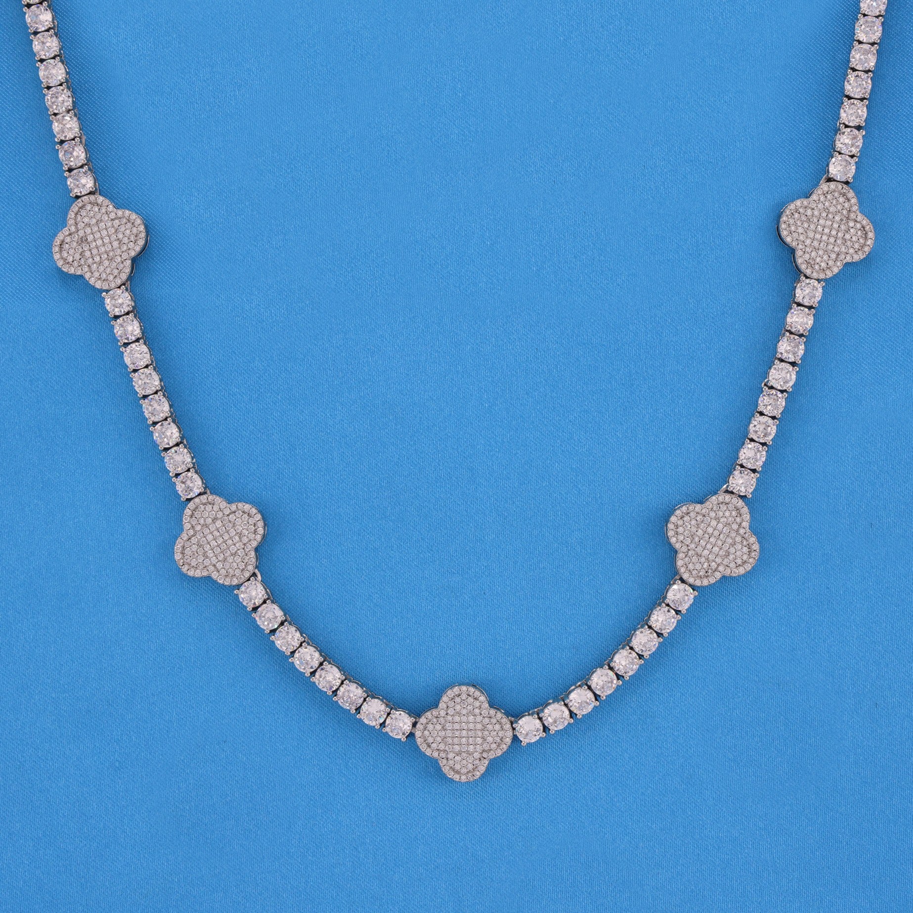 4mm Clover Tennis Necklace - White Gold