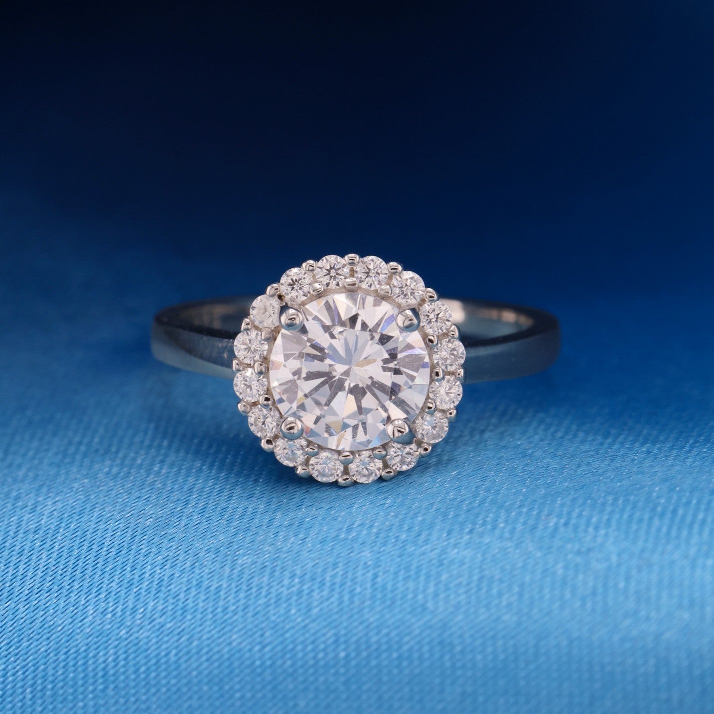 Halo Round Cut CZ Diamond Ring - 925 Silver