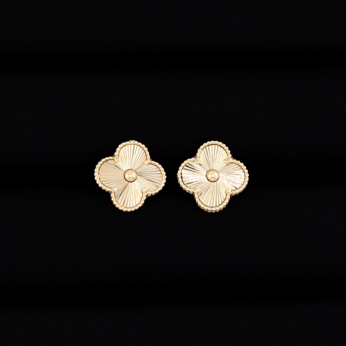 Clover Earrings - 10k Gold