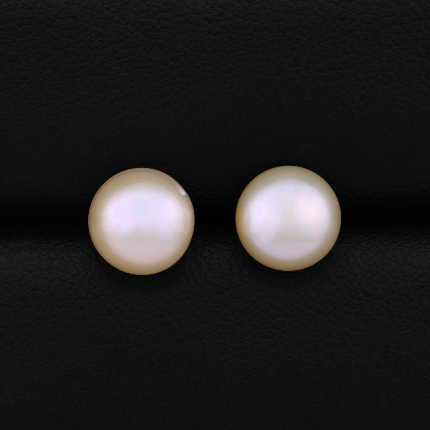 8mm Peach Pink Round Freshwater Pearl Earrings - 925 Silver