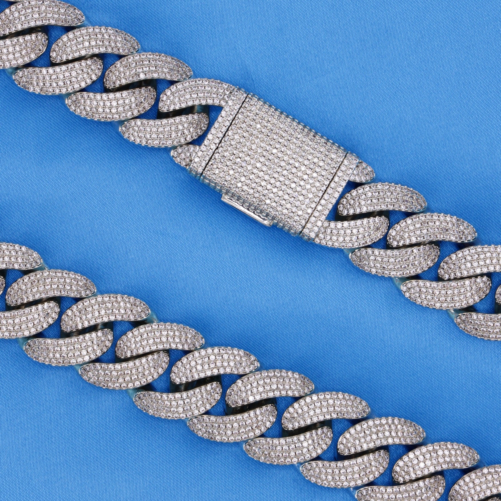 20mm Iced Out Cuban Chain - White Gold